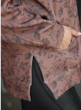 Load image into Gallery viewer, Everyday Pullover- Rosewood Bloom