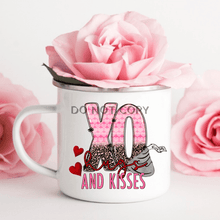 Load image into Gallery viewer, Xo Hugs & Kisses Enamel Mug Mug
