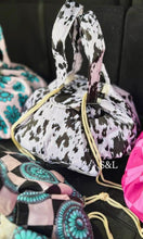 Load image into Gallery viewer, Toss it all Pouch
