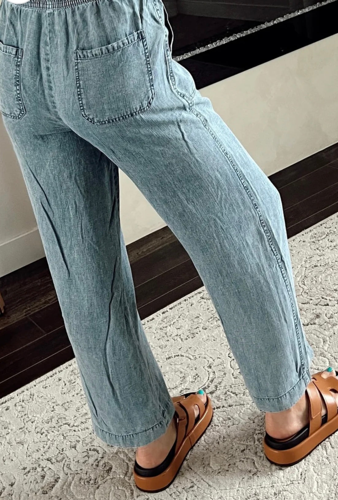 Wash Drawstring Waist Straight Denim Pants