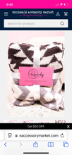 Load image into Gallery viewer, COZY CUDDLES TAYANNA AZTEC BLANKET
