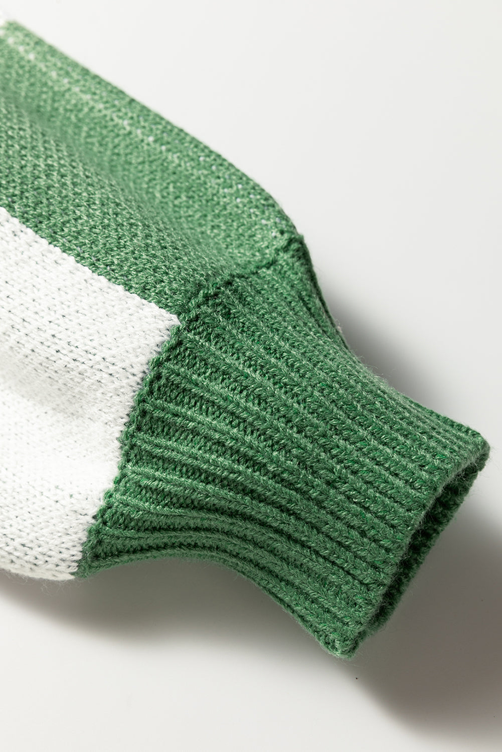V Neck Checkered Sweater - Green Indie & Co.