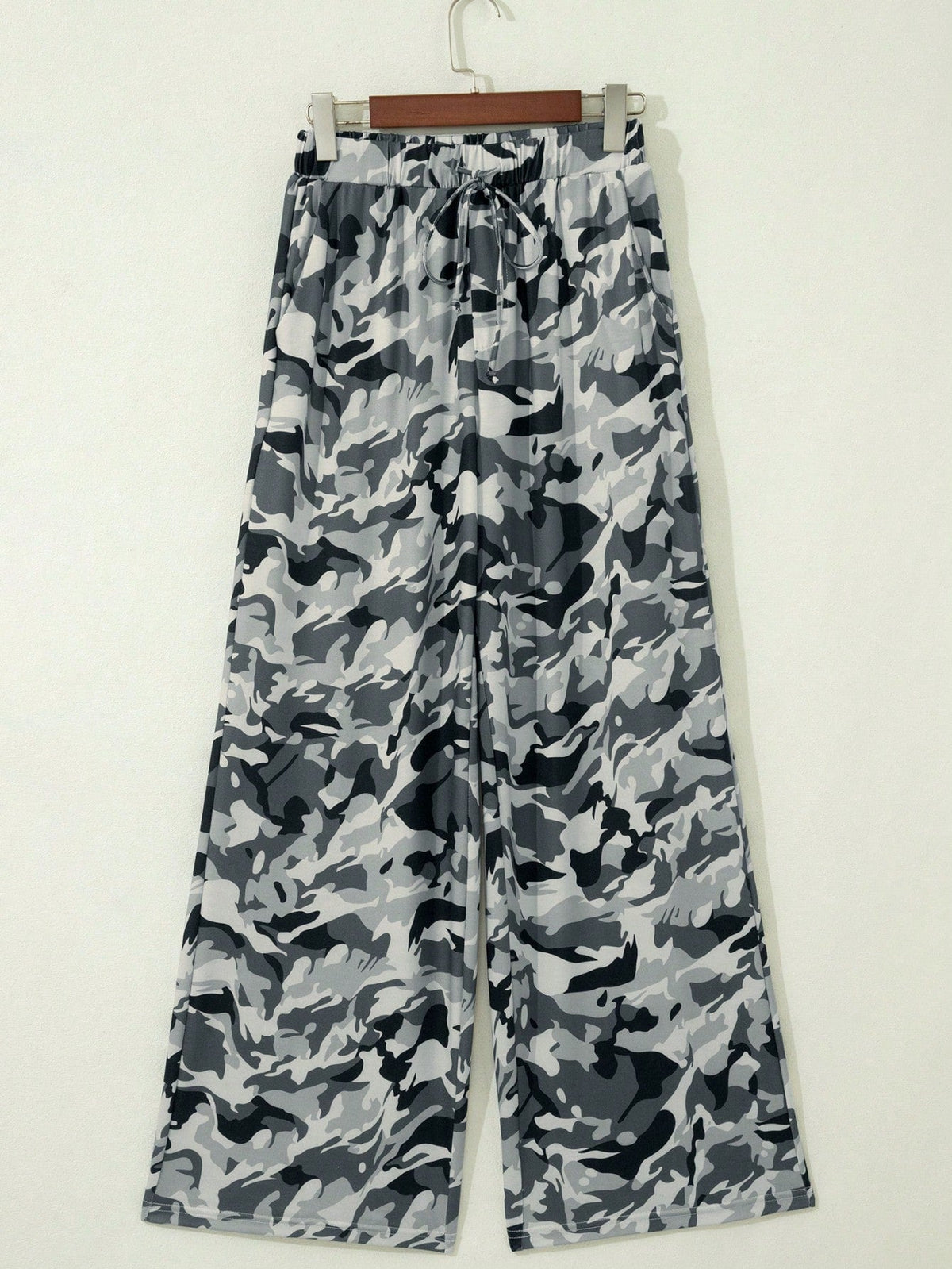 Elastic band drawstrign Wide Leg Tiered Soft Camo Long Lounge Pants