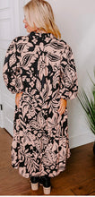 Load image into Gallery viewer, Plus Size Floral Maxi Dress
