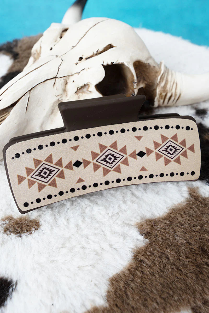 Viola Painted Sand Hair Claw