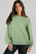 Load image into Gallery viewer, Grass Green Solid Fleece Lined 
Sweatshirt
