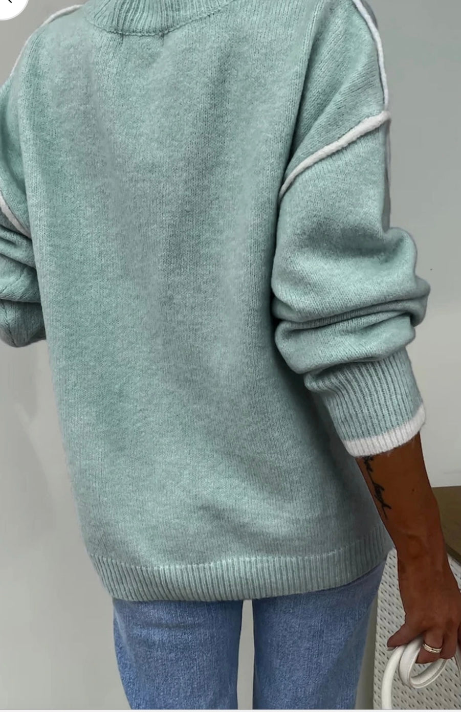 Contrast Edge Crewneck Sweater