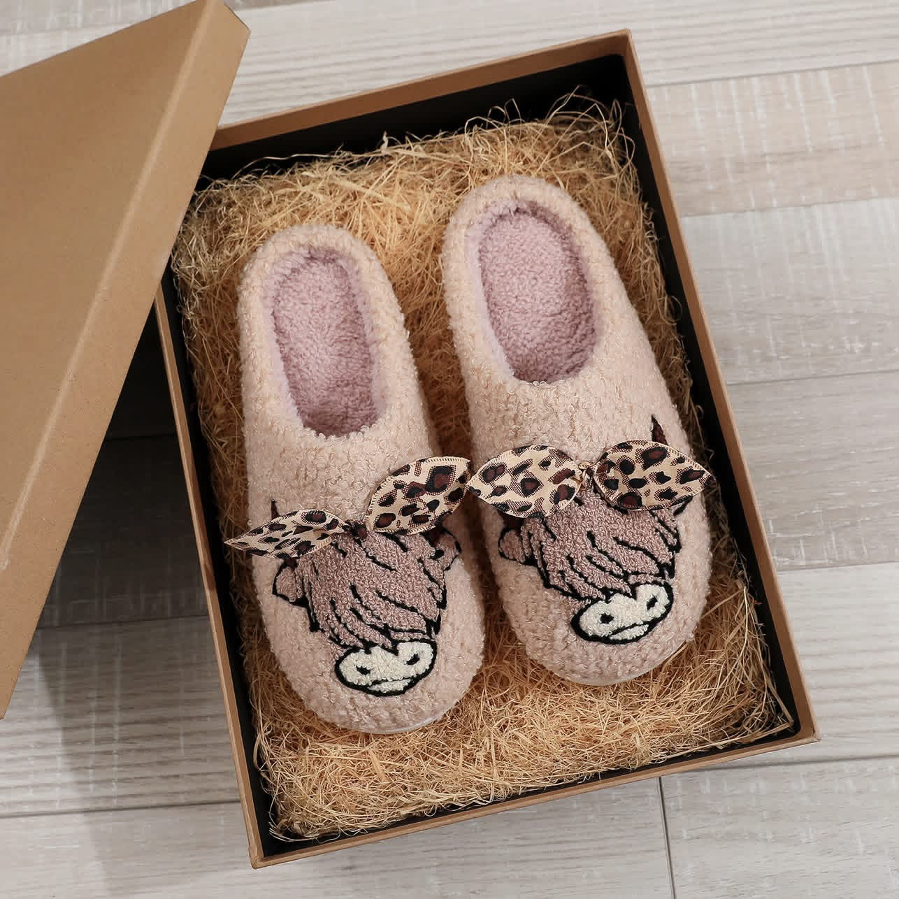 Highland cow with leopard bow slippers-Preorders
