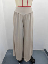 Load image into Gallery viewer, PREORDER: The Teagan Wide Leg Pants 1.20.25
