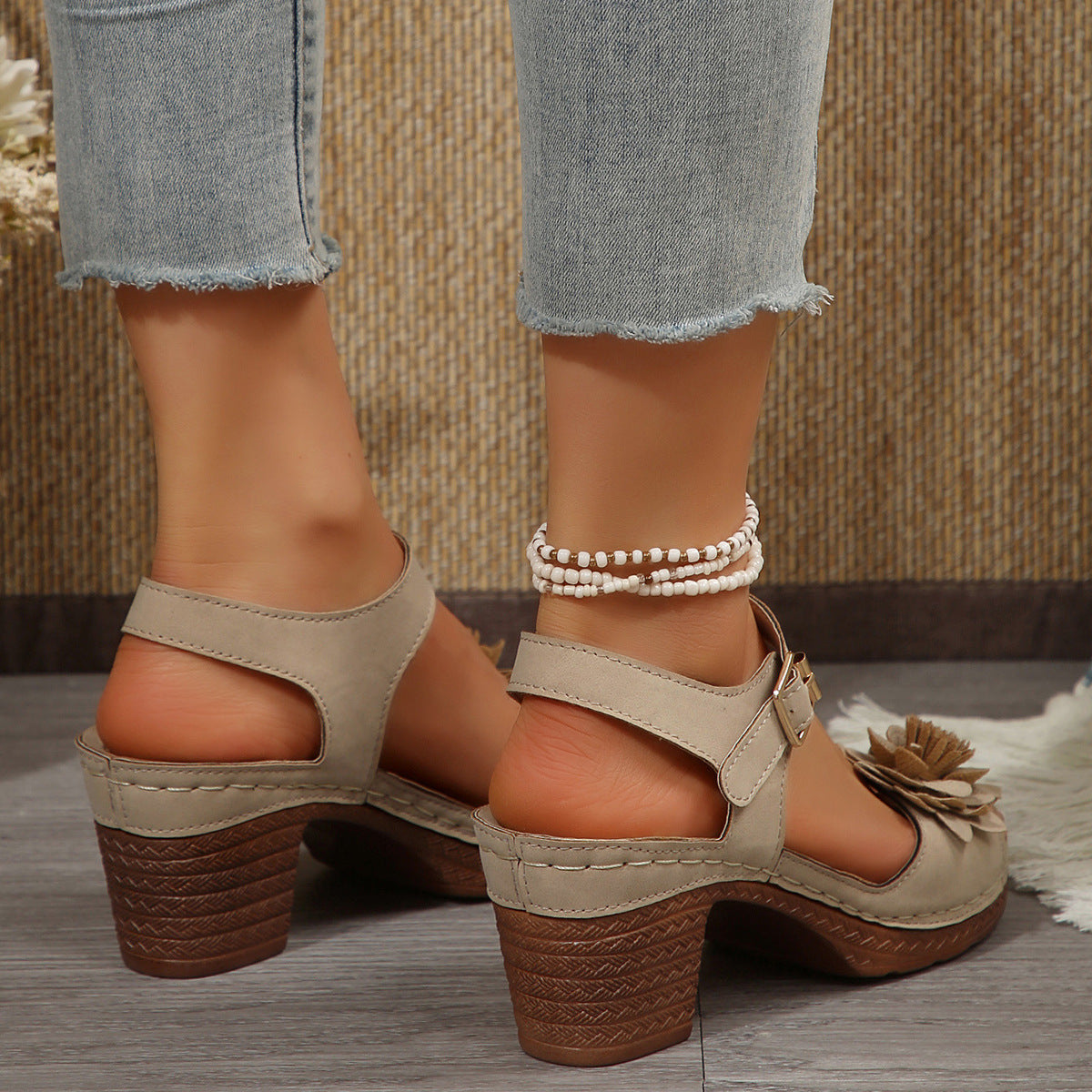 Women's Floral T-Strap Chunky Heel Platform Sandals