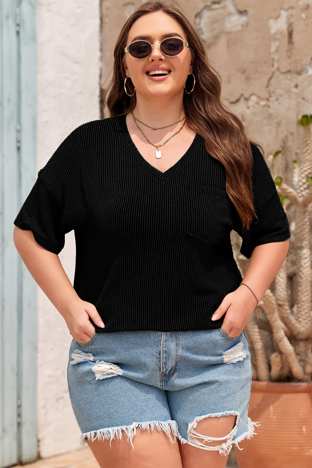 Plus Size Solid Corded Knit V-Neck T-Shirt