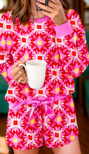 Load image into Gallery viewer, Geometric Round Neck Top and Shorts Set
