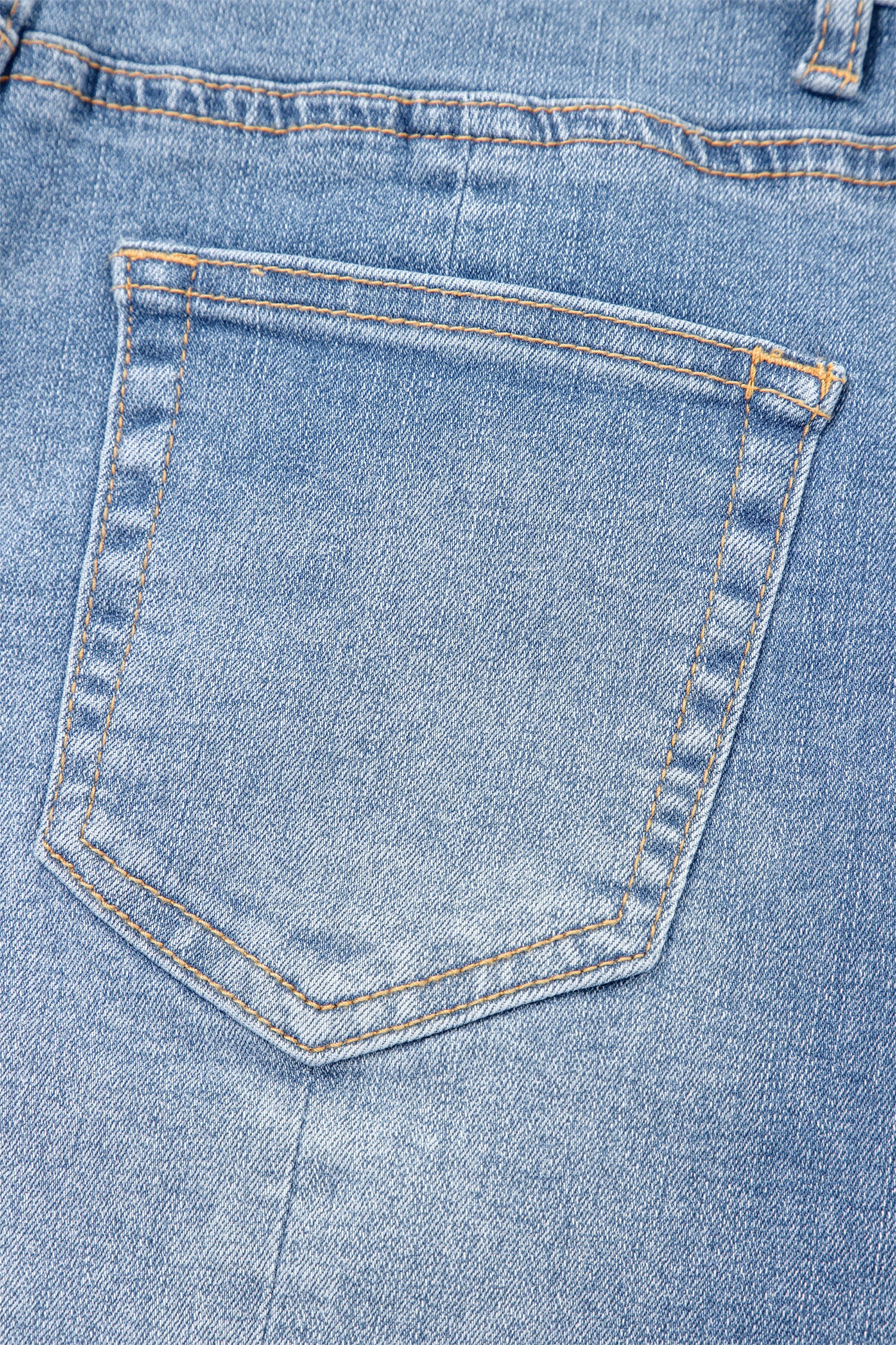 Rayne Wash Raw Hem Shorts Threaded Pear