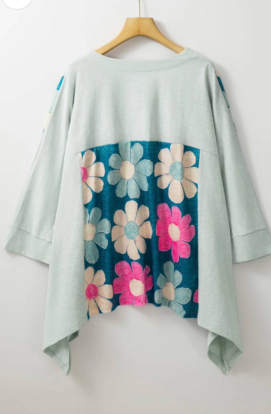 Plus Size Flower Patchwork Exposed Seam Top