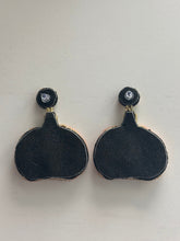 Load image into Gallery viewer, &quot;Pumpkin Time&quot; Beaded Earrings
