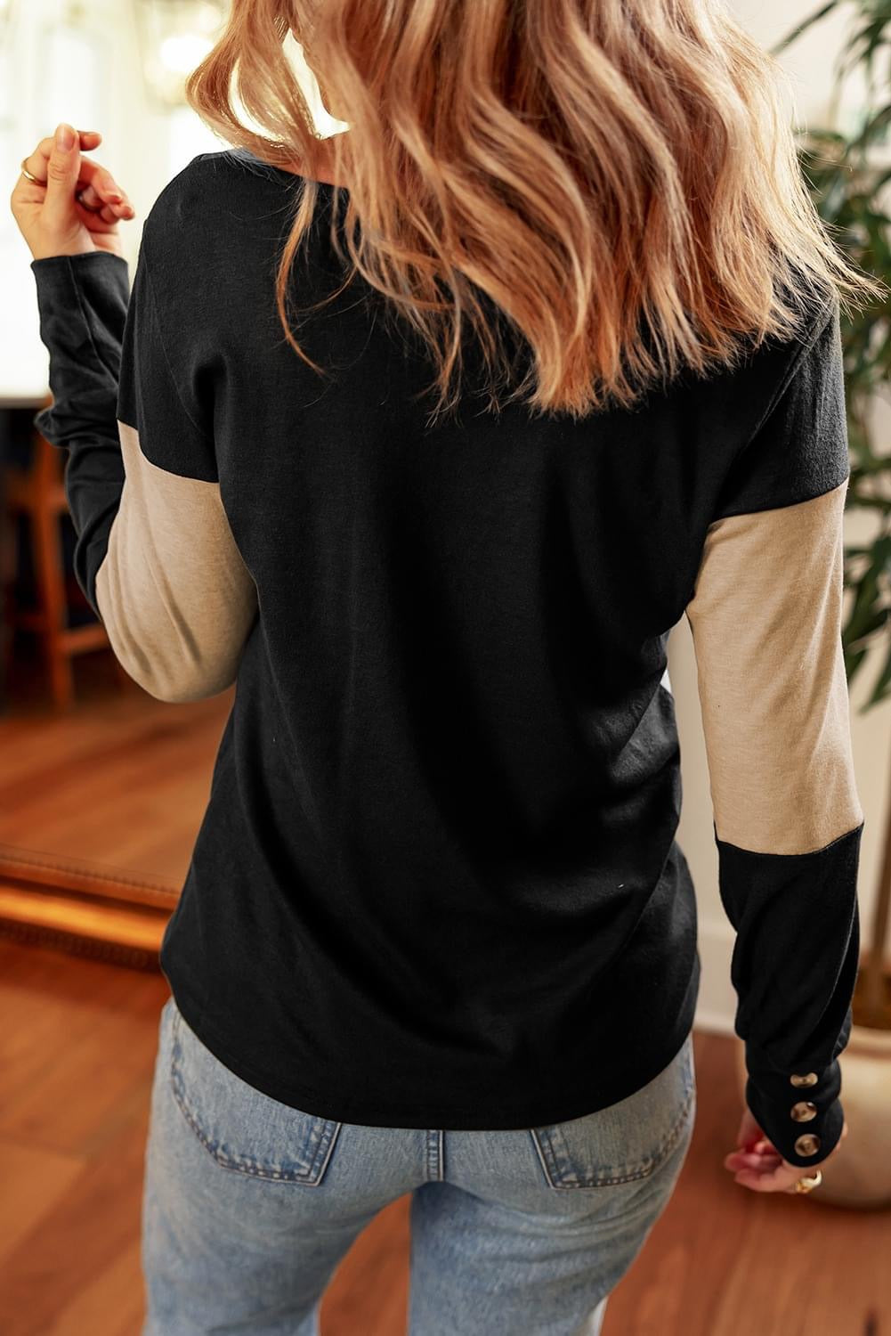 Colorblock Decor 
v neck top