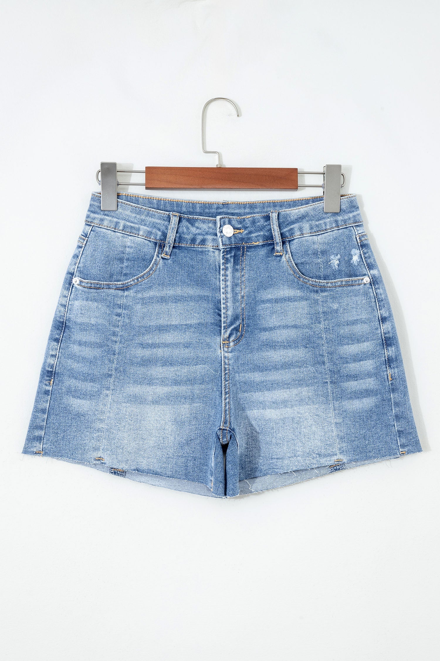 Rayne Wash Raw Hem Shorts Threaded Pear