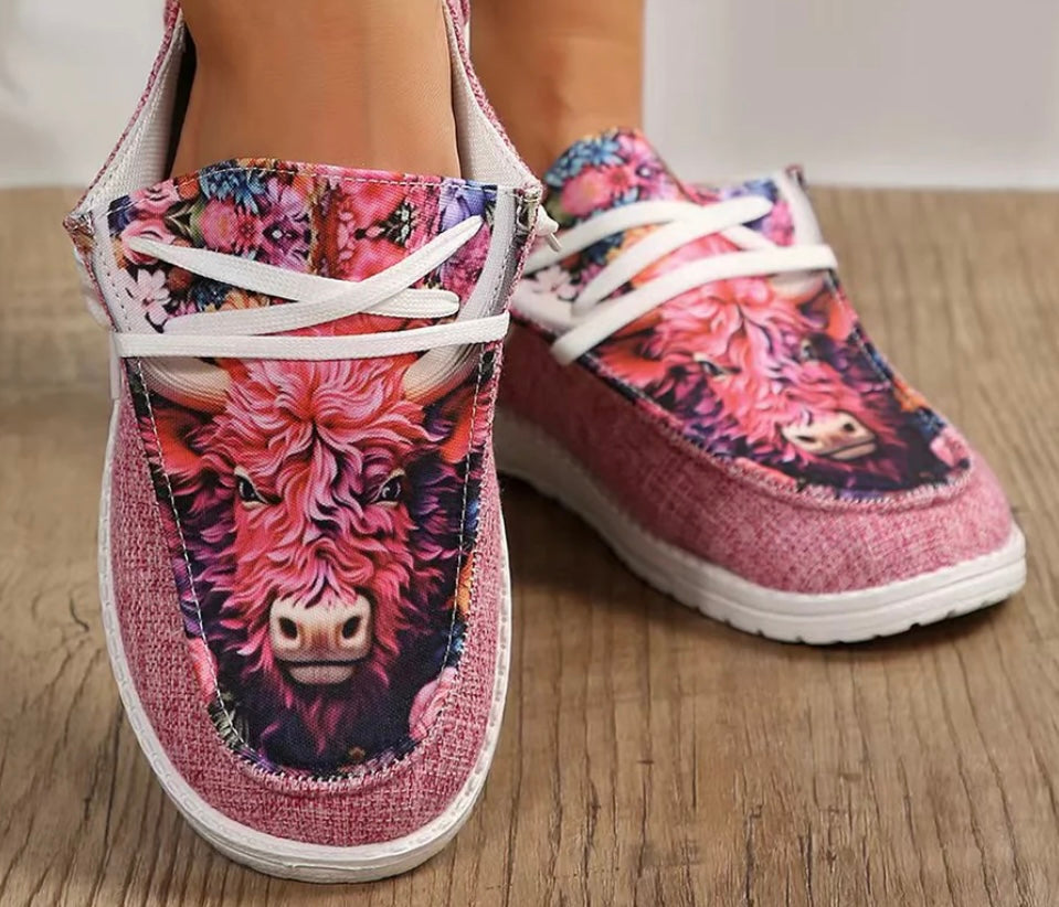 Geometric Round Toe Print Slip On Shoes