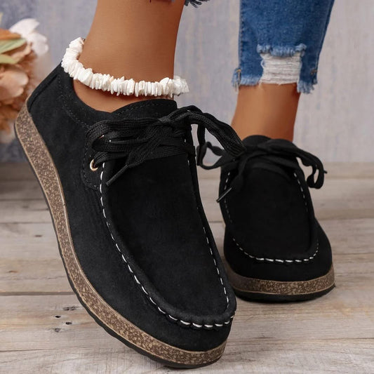 Loose Fitting Flat Shoes