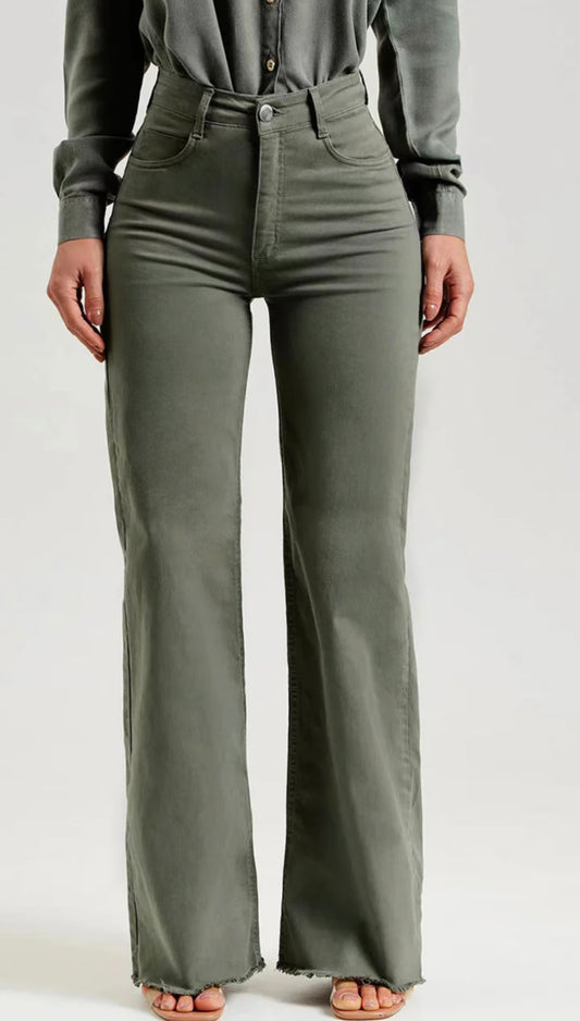 Buttoned Raw Hem Jeans with Pockets Amazing Willow Co