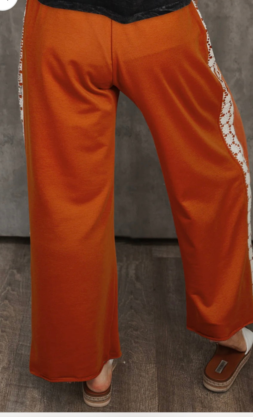 Plus Size Floral Patch Drawstring Wide Leg Pants