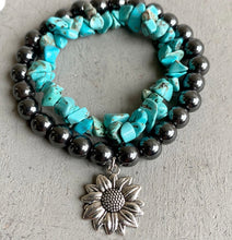 Load image into Gallery viewer, Turquoise Alloy Bracelet
