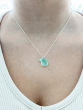 Load image into Gallery viewer, &quot;Shelly Seaglass&quot; Green Silver Necklace
