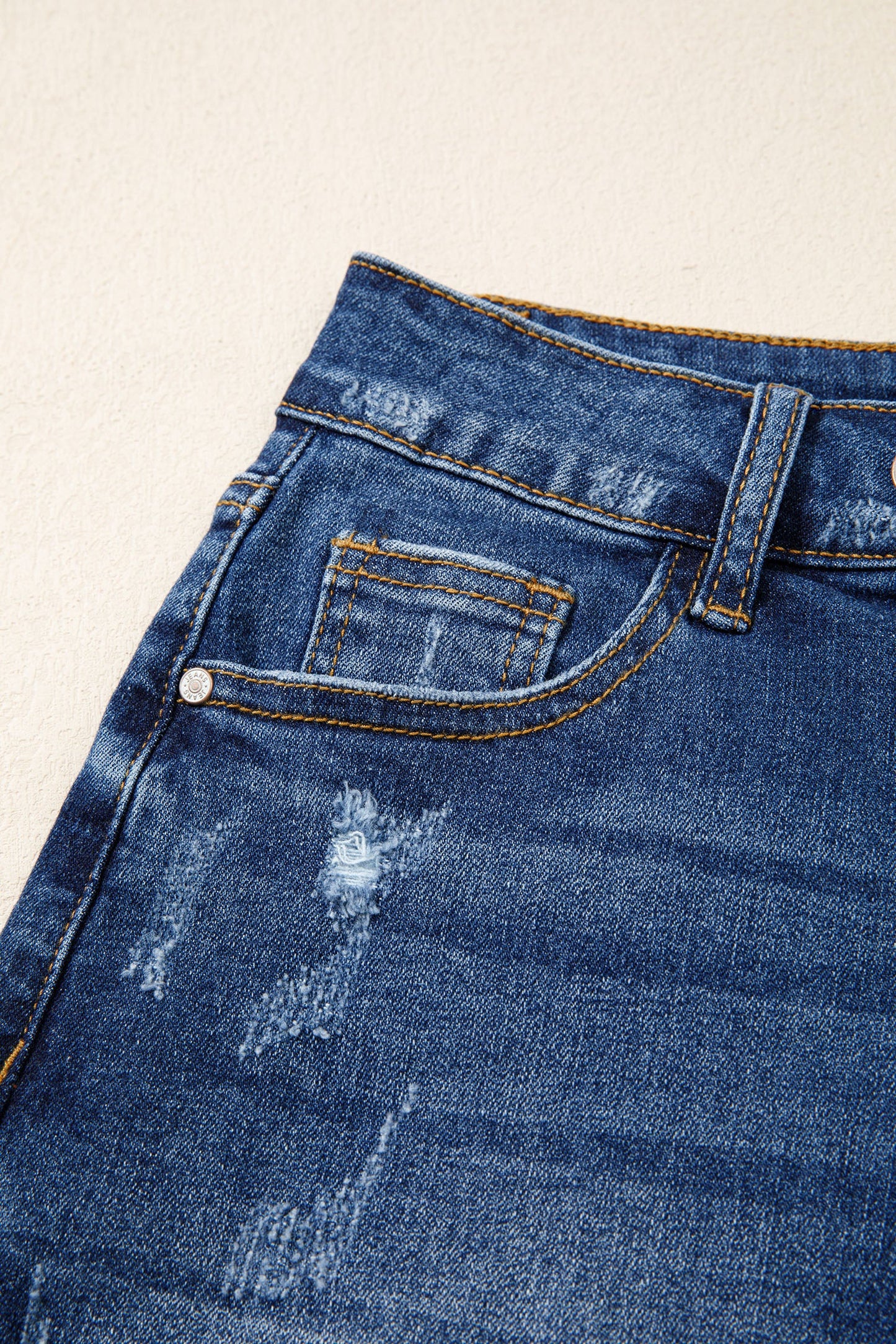 Holland Hem Distressed Whiskery Shorts Threaded Pear