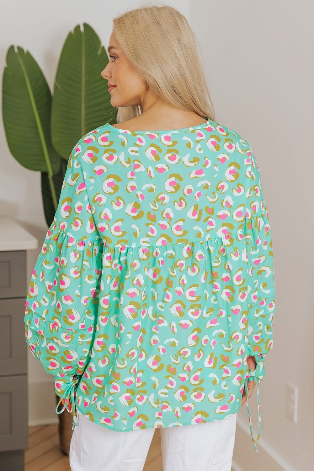 Green Abstract Lantern Sleeve Babydoll Blouse