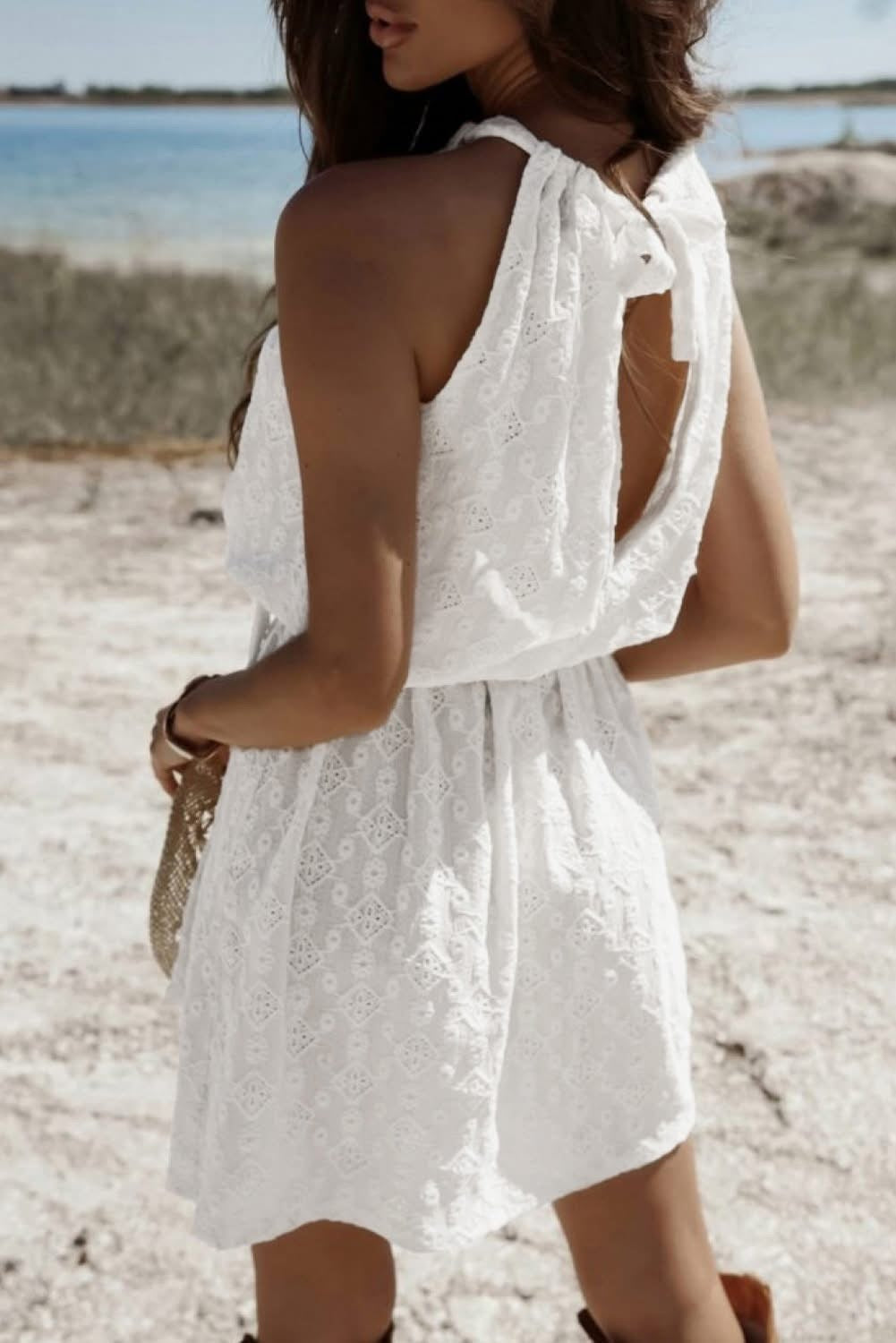 White Lace Sleeveless Tied Waist Mini Dress