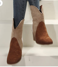 Load image into Gallery viewer, Suede Square Toe Block Heel Boots
