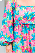 Load image into Gallery viewer, Plus Size Floral Shirred Maxi Dress
