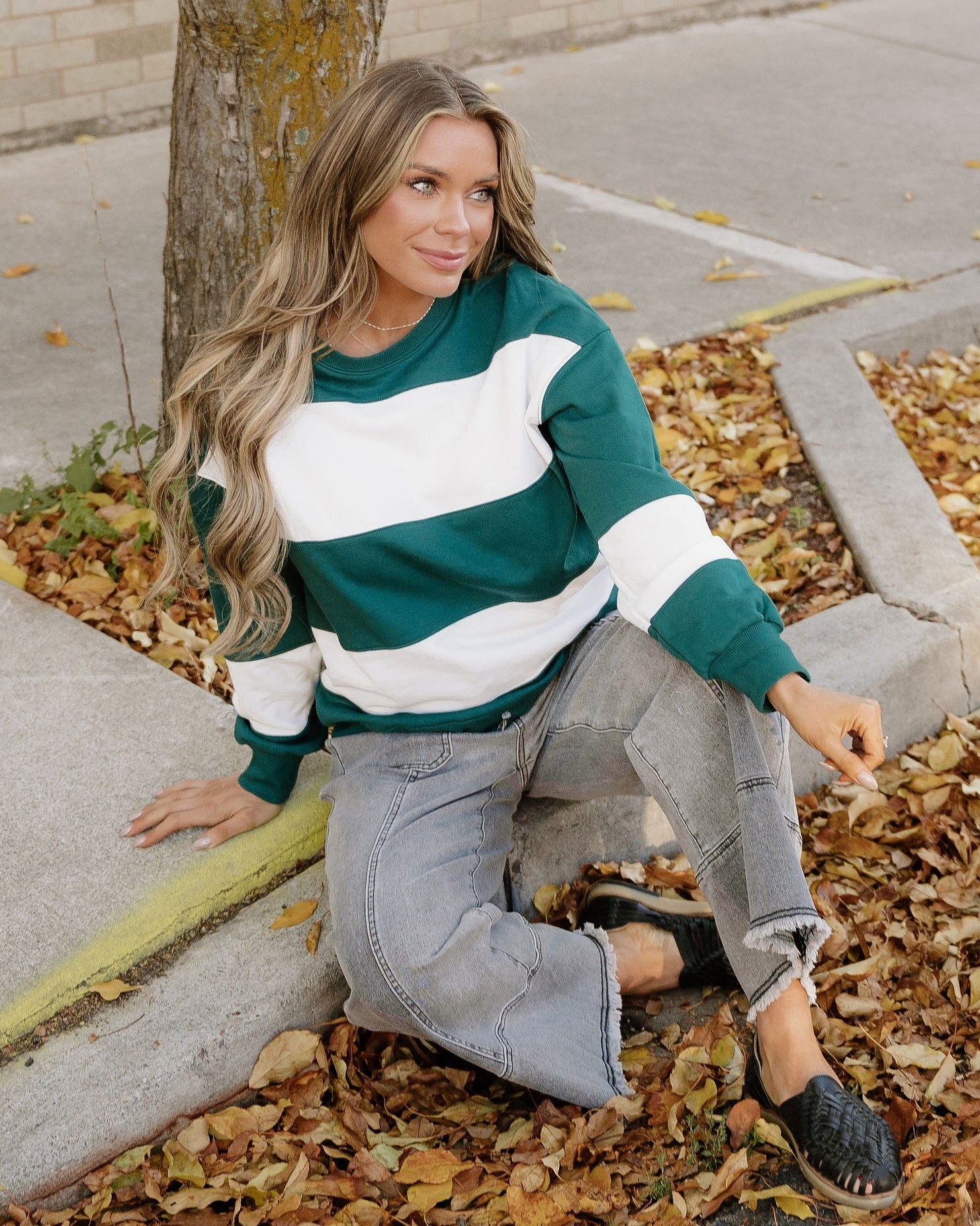 Mia Drop Shoulder Baggy Sweatshirt - Evergreen Indie & Co.