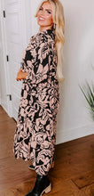 Load image into Gallery viewer, Plus Size Floral Maxi Dress
