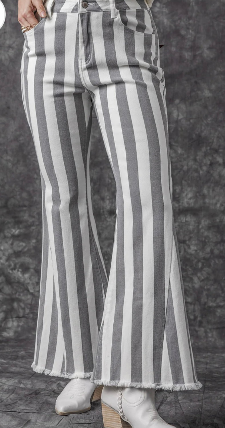 Raw Hem Star Applique Striped Jeans