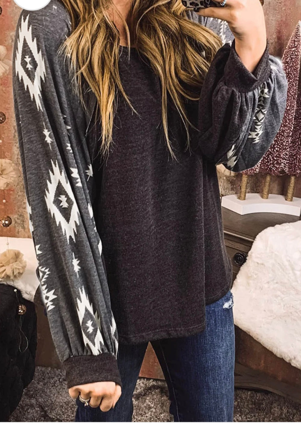 Geometric Round Neck Long Sleeve T-Shirt