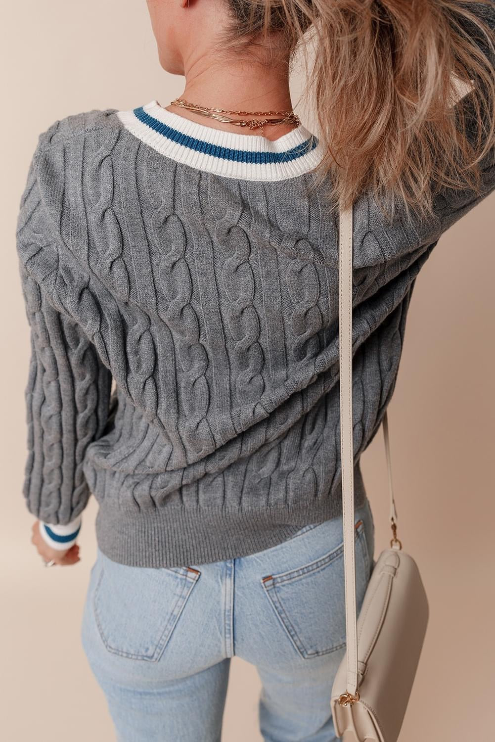 Medium Grey Color Contrast
Ribbed Edge cable knit Sweater