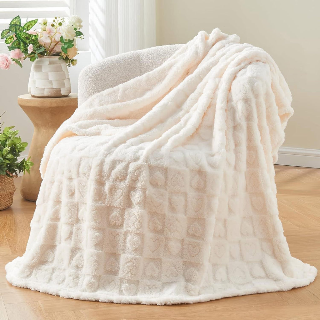 Plush Checker & Heart Blanket