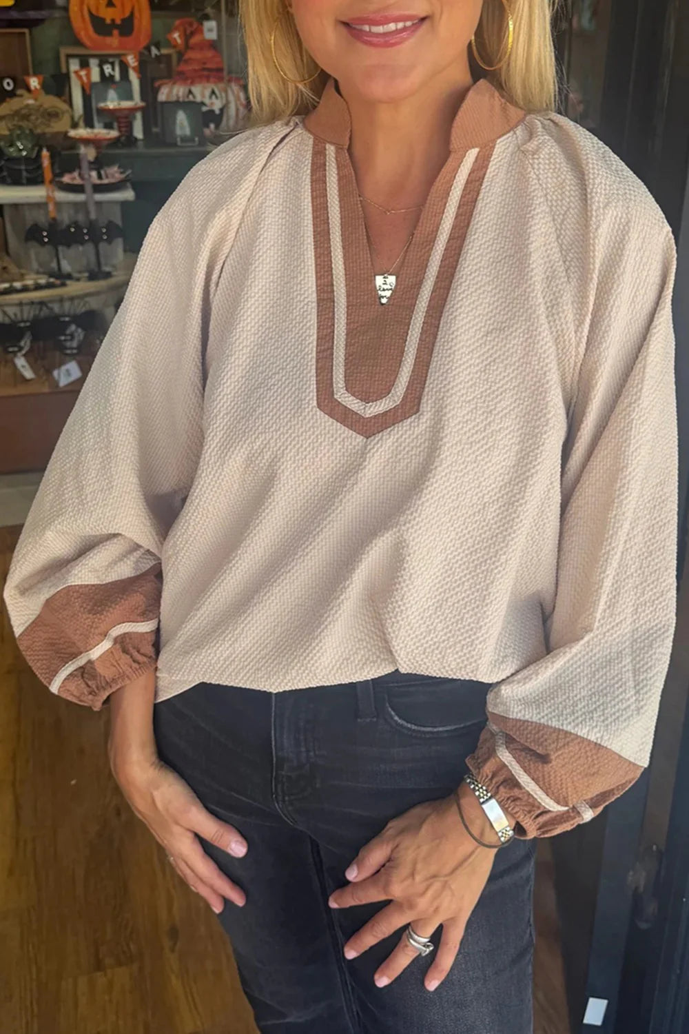 FALL ESCAPE JET STREAM V-NECK COLORBLOCK BLOUSE **SHIPPING EXPECTED TO BEGIN ON DATE 10/22**