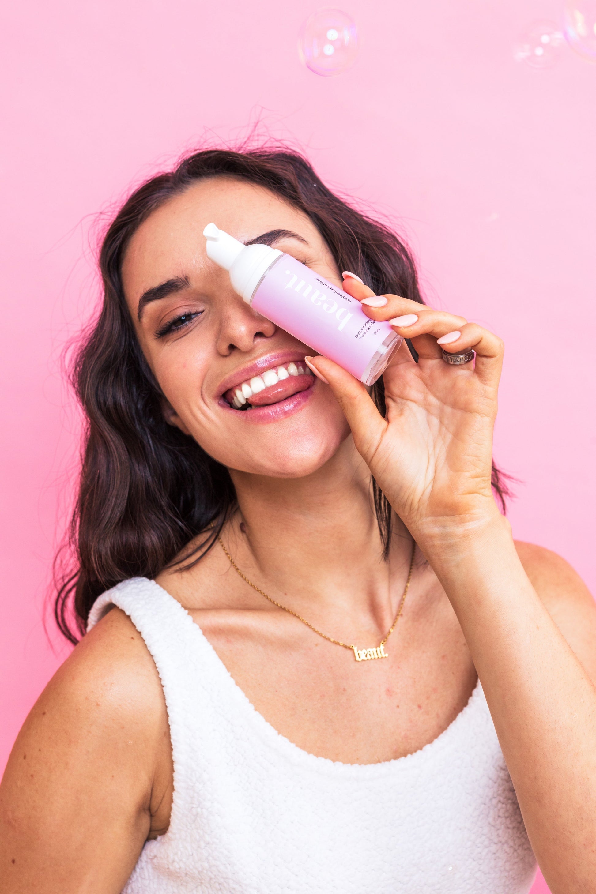 strawberry brightening bubbles beaut.beautyco.