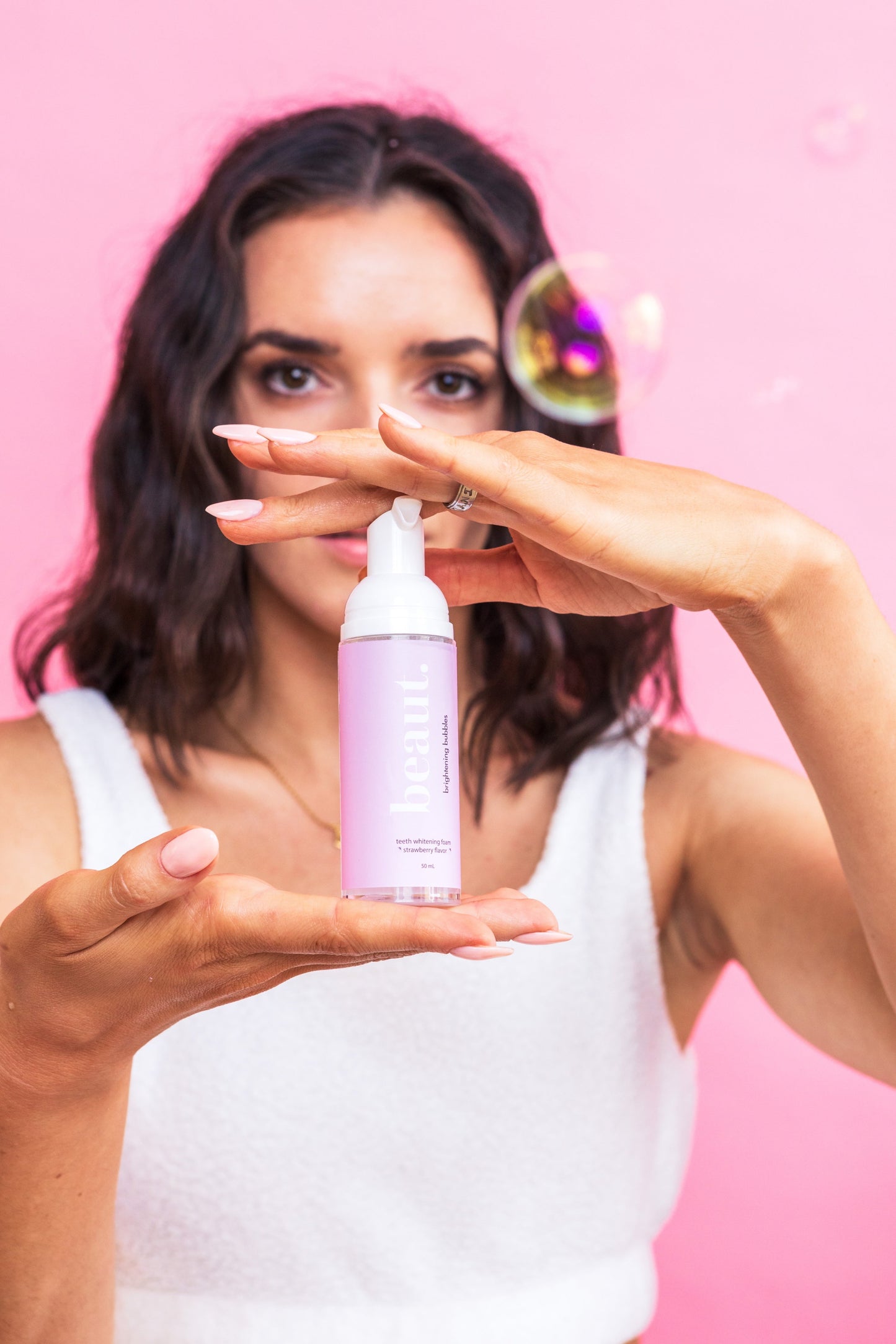 strawberry brightening bubbles beaut.beautyco.
