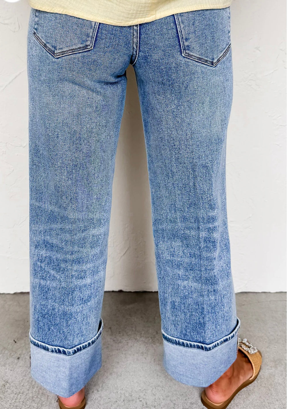 Center Seam Cuffed Hem Straight High Waist Jeans