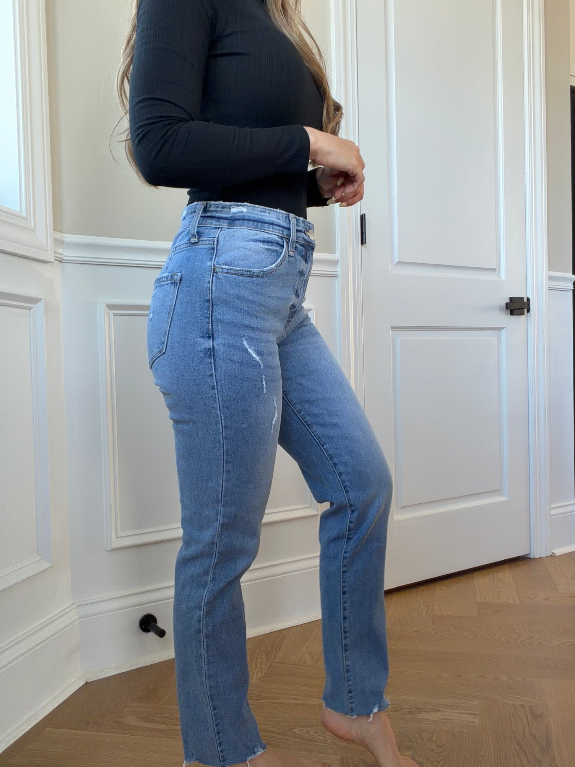 Holly High Rise Straight Leg Jeans Willow Boutique