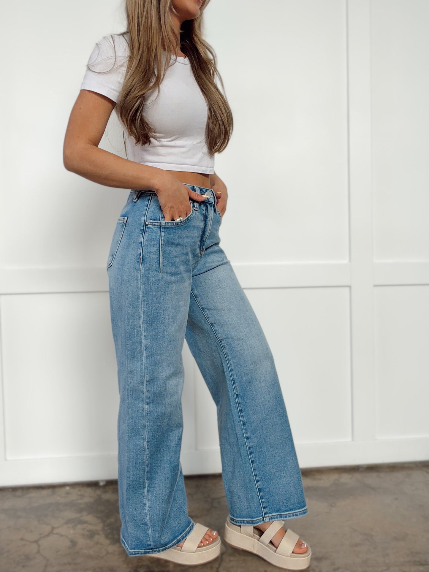 Chloe High Waisted Wide Leg Jeans Willow Boutique