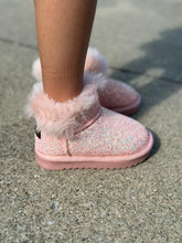 Load image into Gallery viewer, RTS: Vegan Leather Fuzzy Sparkle Boot-
