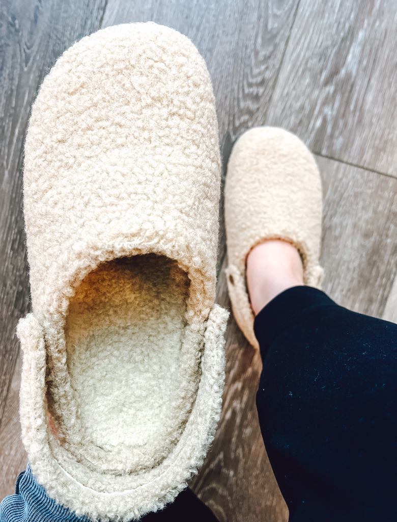 RTS: The Fenix Fuzzy Slides with Heel Strap