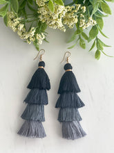 Load image into Gallery viewer, Free Fall Tassel Earrings &quot;Black&quot;
