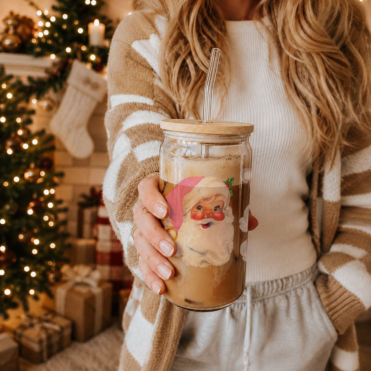 Vintage Pink Santa 17oz