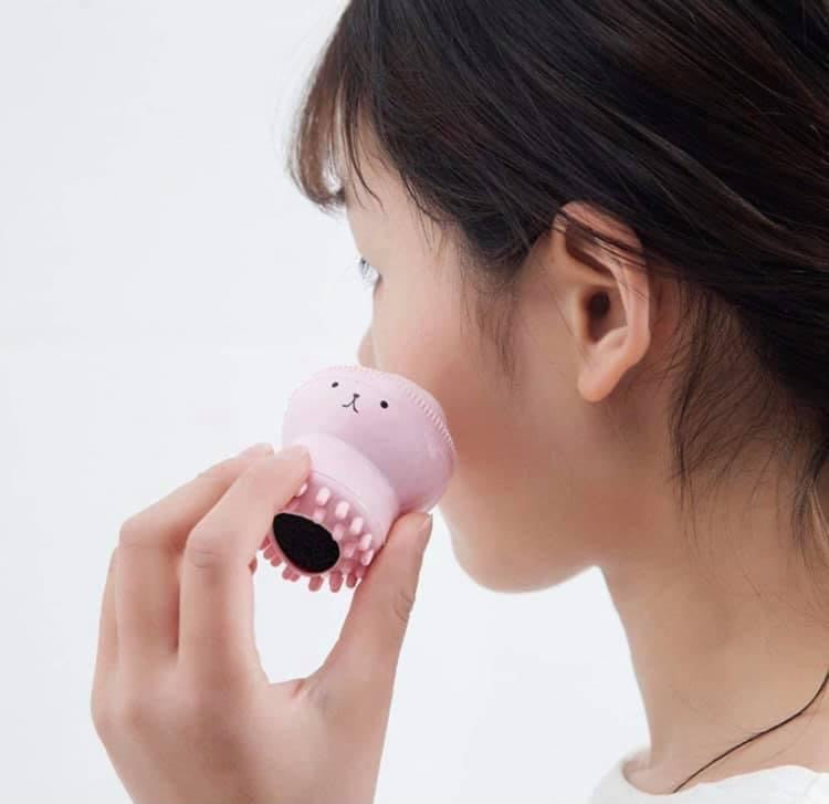 Jellyfish Facial Exfoliators Scrubbers