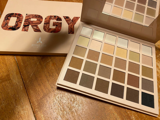 JS ORGY EYESHADOW PALLET RTS
